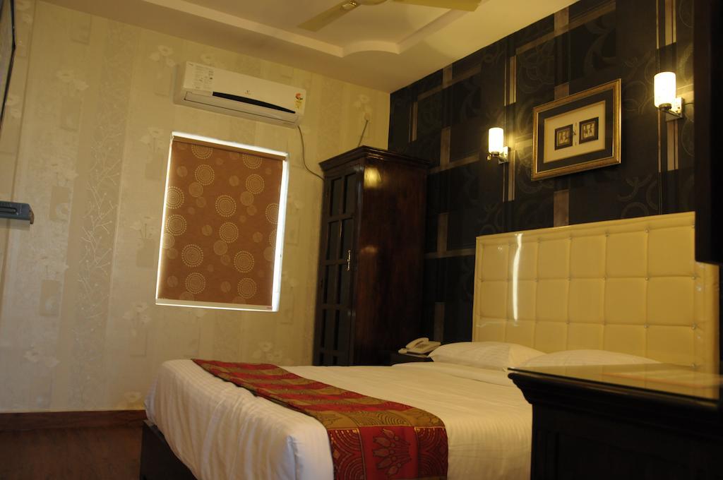 Hotel Executive Inn Vijayawāda Buitenkant foto
