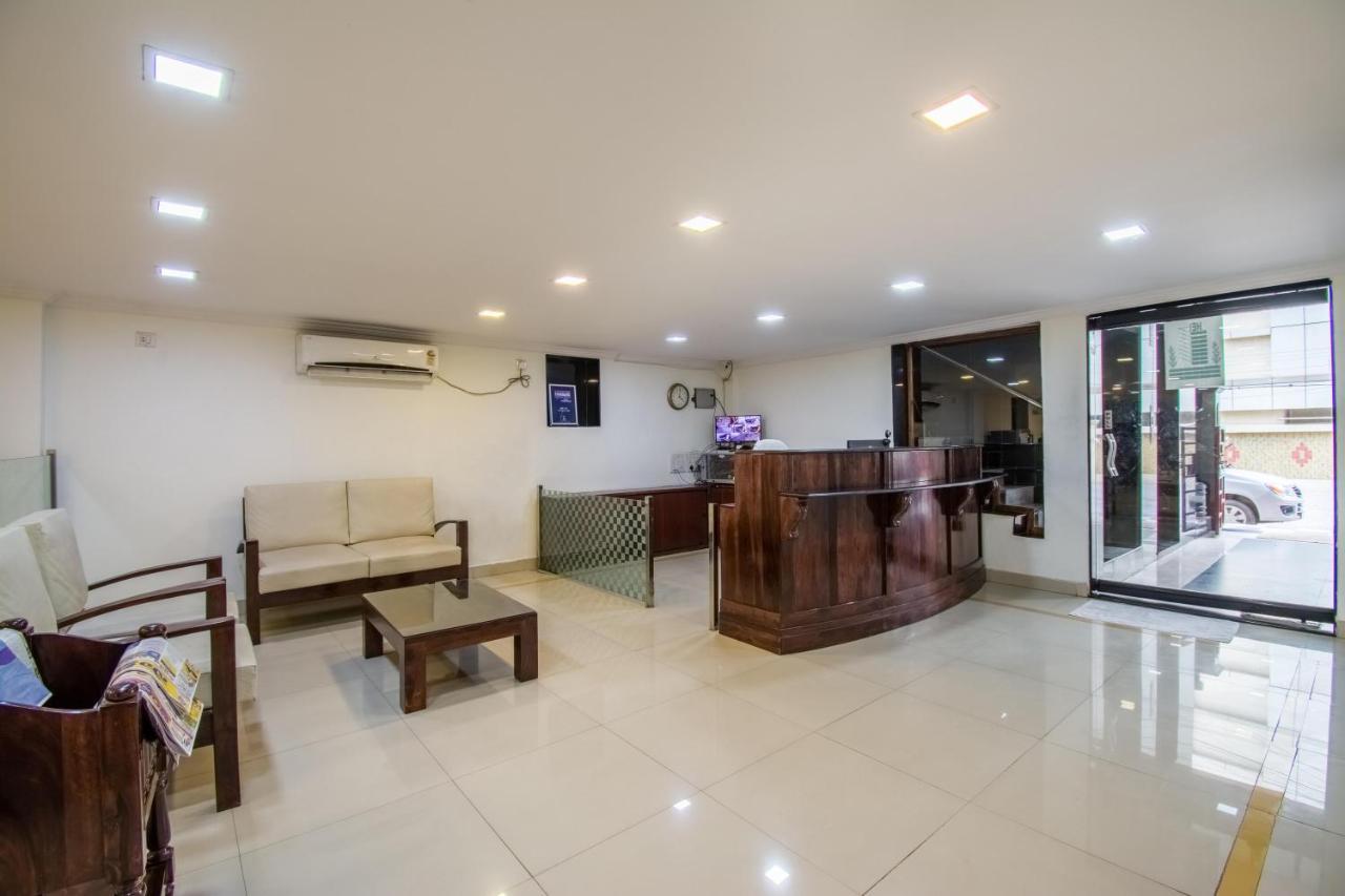 Hotel Executive Inn Vijayawāda Buitenkant foto